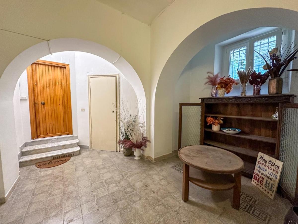 Statilia 1 Apartment